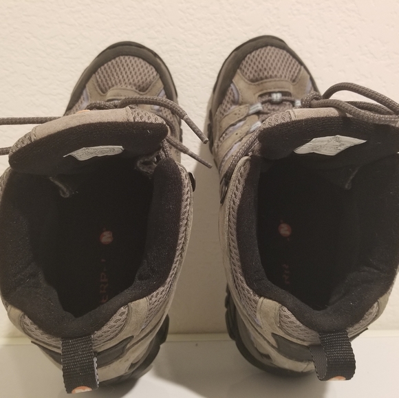 Merrell Women's Waterproof Hiking Shoes Moab 2 Mid, Size 8.5, Granite Gray Suede - Picture 6 of 11